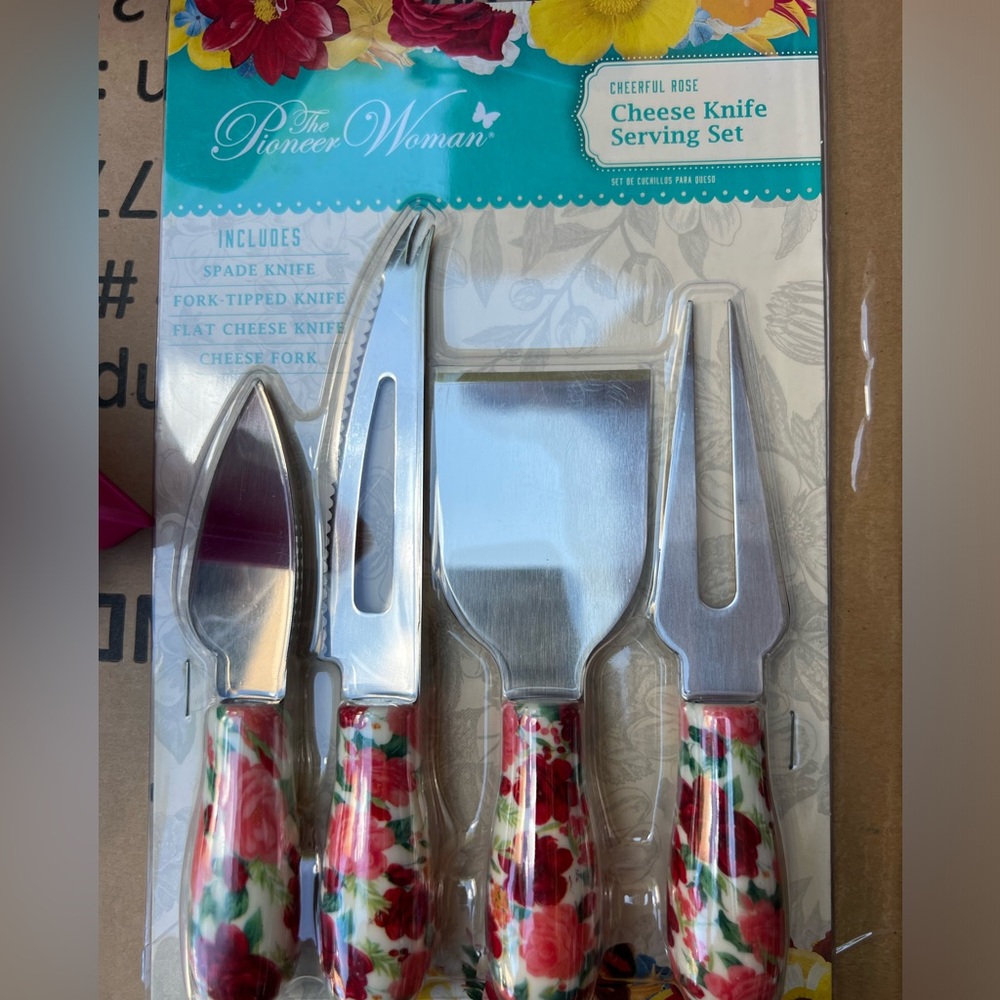 Pioneer Woman cheese knife set